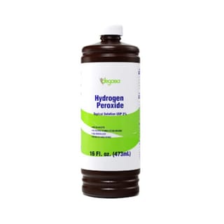 Amazon Basics 3% Hydrogen Peroxide packshot on a clean white background